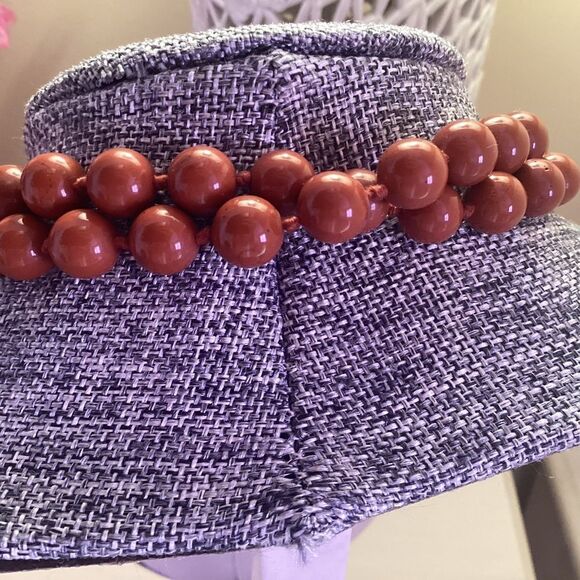 Brick Red and Black Bead Necklace - Picture 2 of 4